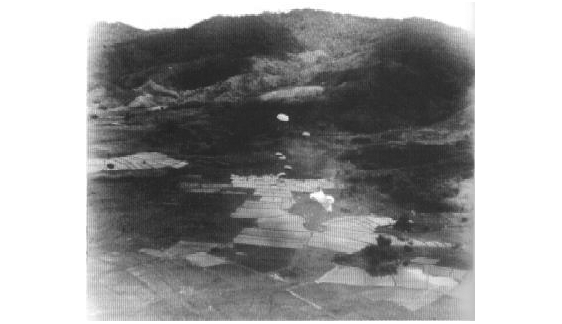 Semut I parachuting into Bario in March, 1945